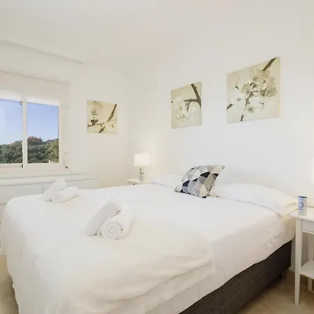 Private Heatable Infinity Pool With Sea Views In La Mairena, Marbella Apartamento *